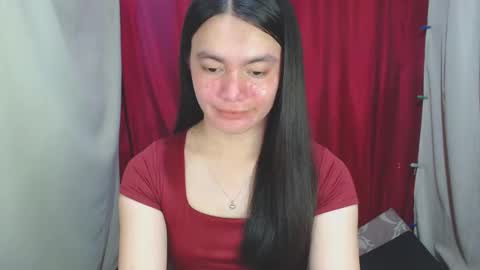 Snapshot of urhottiest_katey chatting on 10.28.25 Katey online show from 10.28.25