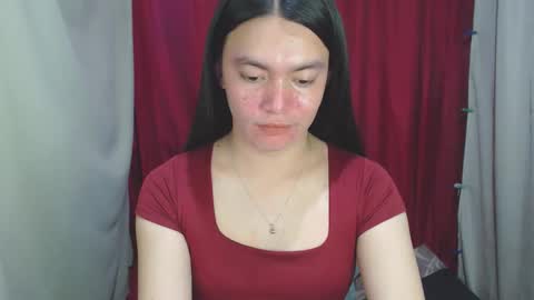 Snapshot of urhottiest_katey chatting on 10.29.25 Katey online show from 10.29.25