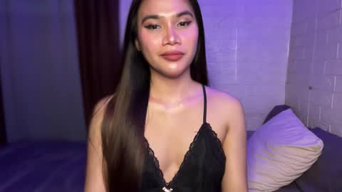 Snapshot of urhottylicious_cum chatting on 05.23.26 urhottylicious_cum online show from 05.23.26