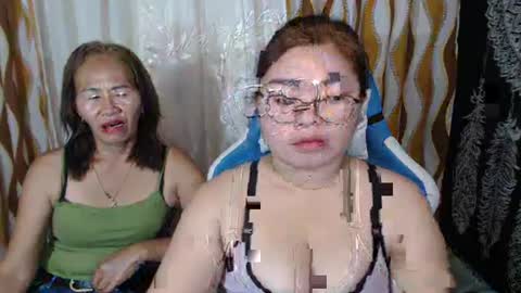 urhotvivian11 online show from 01.19.25