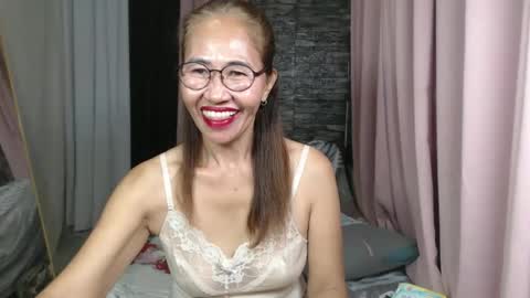 urhotvivian11 online show from 03.02.26