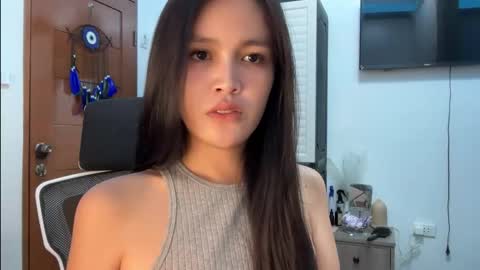 Amira online show from 10.17.25