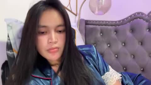 Amira online show from 11.07.25