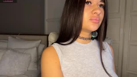 Snapshot of urlillshy chatting on 10.20.25 Kristina online show from 10.20.25