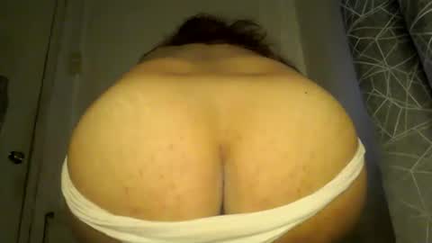 Snapshot of urlovely_hait chatting on 06.11.26 Sham online show from 06.11.26