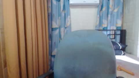 Snapshot of urlovercockxxx chatting on 10.24.25 janah online show from 10.24.25