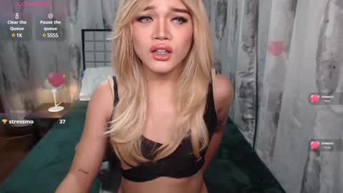 Snapshot of urloving_69 chatting on 12.12.24 fucking hot kate online show from 12.12.24