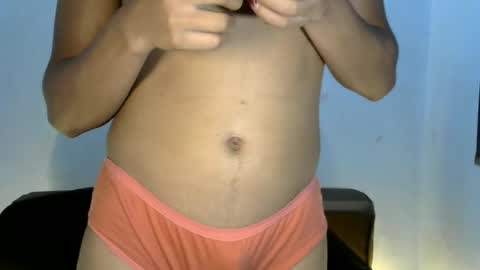 Snapshot of urluckyfuck123 chatting on 07.12.26 Jasmin online show from 07.12.26