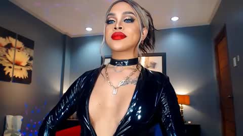 UrMajestyTyra online show from 12.09.24