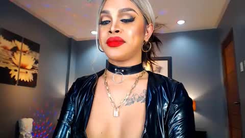 UrMajestyTyra online show from 12.29.24