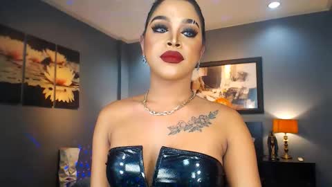 UrMajestyTyra online show from 03.02.25