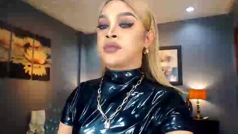 UrMajestyTyra online show from 03.09.25