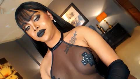UrMajestyTyra online show from 01.18.26
