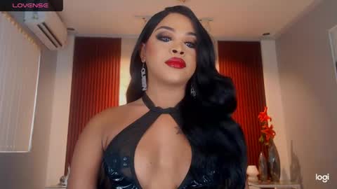 UrMajestyTyra online show from 06.04.26