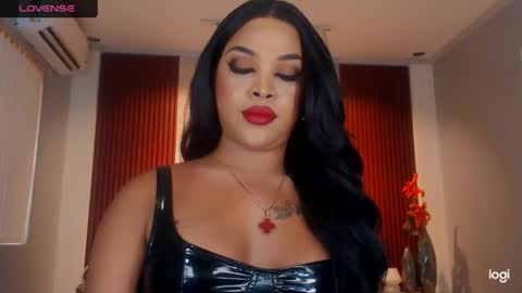 Snapshot of urmajestytyra chatting on 06.06.26 UrMajestyTyra online show from 06.06.26