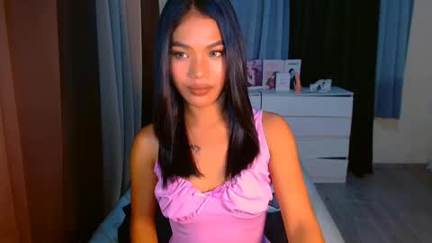 ur fave sanya online show from 03.20.26