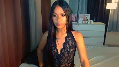 ur fave sanya online show from 04.27.26