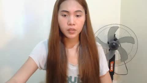 Snapshot of urnaughty_ash chatting on 03.25.26 ashly salgado online show from 03.25.26