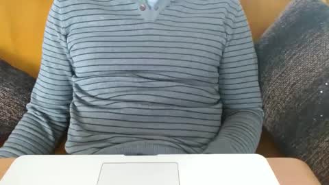 Snapshot of uropportunity chatting on 02.15.25 Dutchsoftie online show from 02.15.25