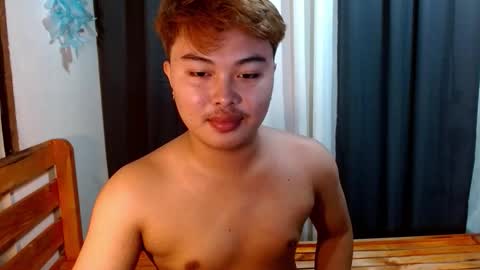 urpinoyjohnx online show from 09.26.25