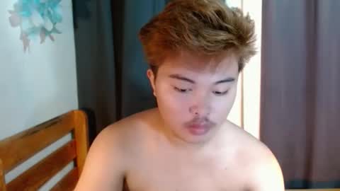 urpinoyjohnx online show from 10.15.25