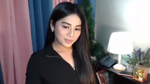 JUST CALL ME CALI online show from 11.02.25