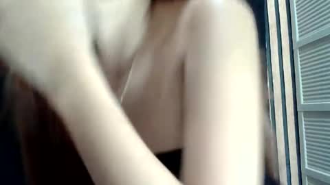 Snapshot of urskinny_girl chatting on 02.05.25 Jane online show from 02.05.25