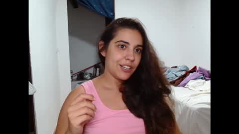 ursumi1 online show from 09.16.25