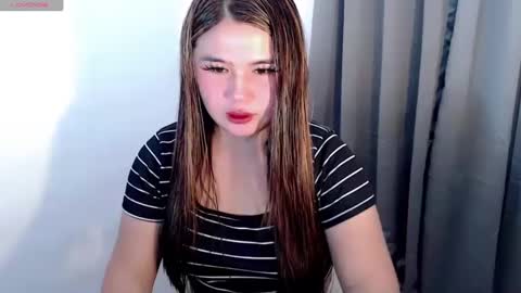 Snapshot of ursweet_ashley chatting on 01.10.25 online show from 01.10.25