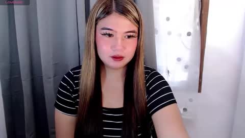 Snapshot of ursweet_ashley chatting on 01.11.25 online show from 01.11.25