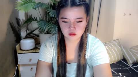 Snapshot of ursweet_ashley chatting on 03.08.25 online show from 03.08.25