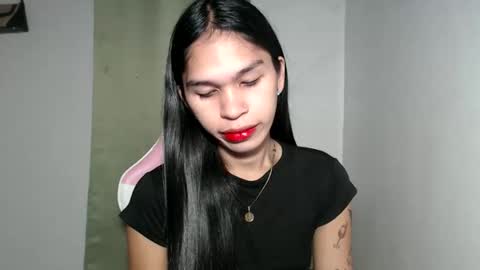 ursweet_zeviixx online show from 11.20.25