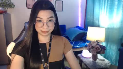 Ashley Kate Mateo Gray online show from 12.22.24