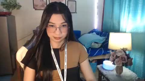 Ashley Kate Mateo Gray online show from 01.07.25