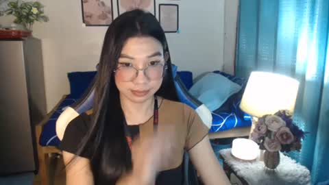 Ashley Kate Mateo Gray online show from 01.27.25