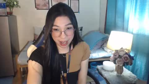 Ashley Kate Mateo Gray online show from 02.19.25