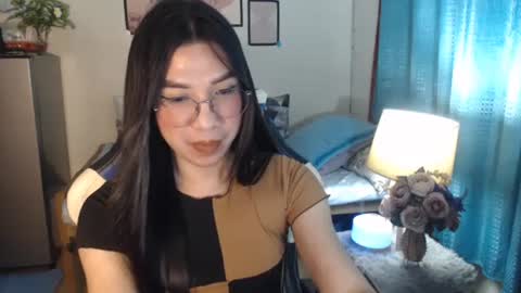 Ashley Kate Mateo Gray online show from 02.21.25