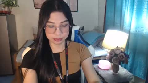 Ashley Kate Mateo Gray online show from 02.24.25