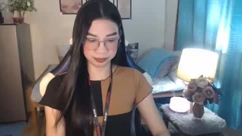 Ashley Kate Mateo Gray online show from 02.28.25