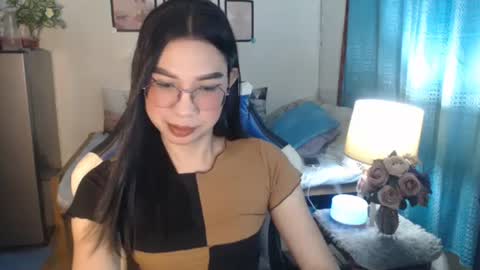 Ashley Kate Mateo Gray online show from 03.12.25