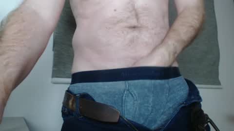 Snapshot of us5030 chatting on 01.01.25 US5030 online show from 01.01.25