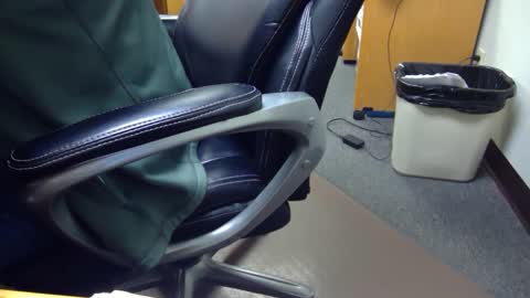 useemie online show from 12.19.24