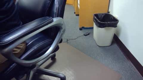 useemie online show from 12.23.24