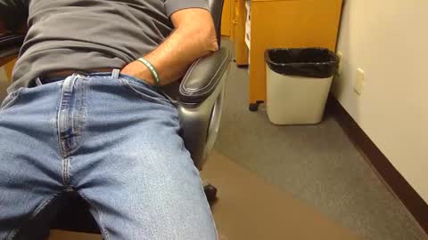 useemie online show from 09.30.25