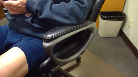 useemie online show from 04.22.26