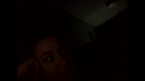 Snapshot of usefulhole chatting on 09.26.25 usefulhole online show from 09.26.25