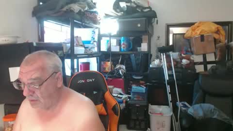 Snapshot of usgoober chatting on 05.28.26 Eric online show from 05.28.26