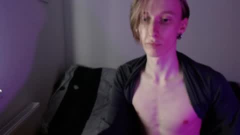 Snapshot of usuck364662 chatting on 12.13.24 Excuse me online show from 12.13.24