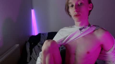 Snapshot of usuck364662 chatting on 01.15.25 Excuse me online show from 01.15.25