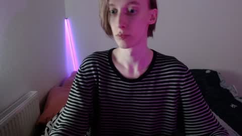 Snapshot of usuck364662 chatting on 01.17.25 Excuse me online show from 01.17.25